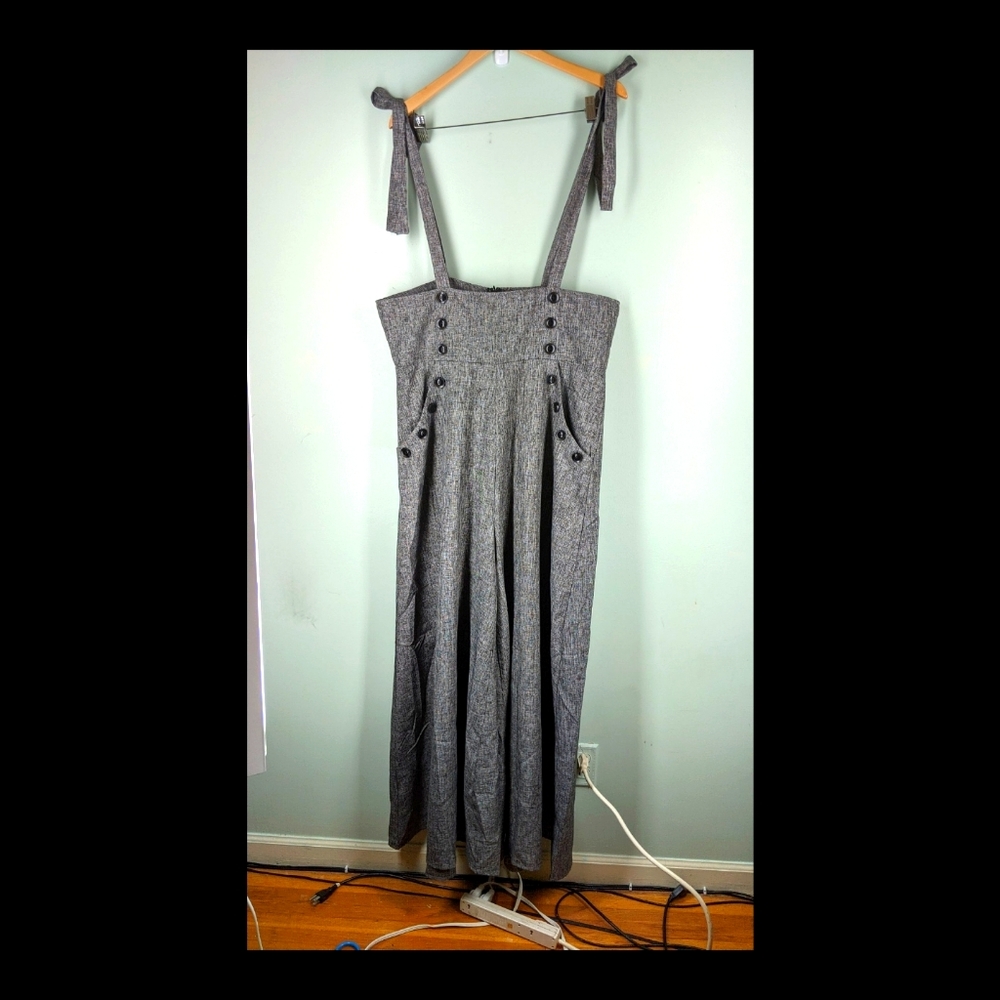 SHEIN Jump­suit